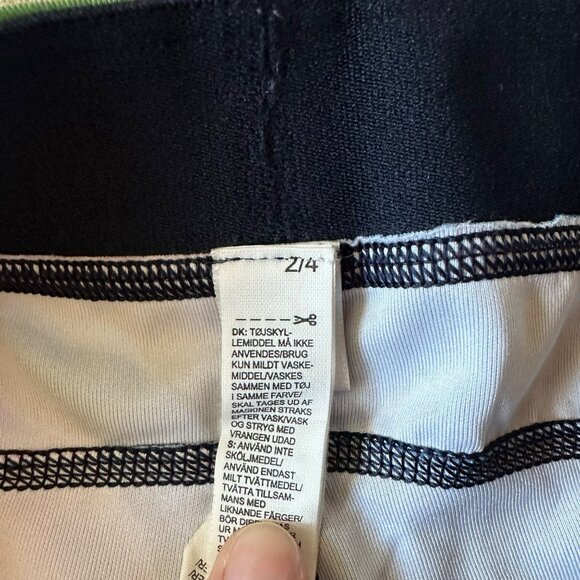 Adidas Womens Size 2 Climalite Floral Burst Shorts Athletic Techfit in Blue Pink - Picture 6 of 9